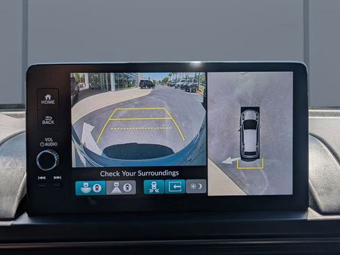 Used 2024 Honda Pilot TrailSport image 23