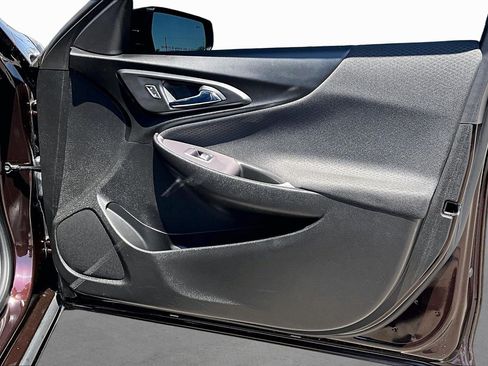 Used 2021 Chevrolet Malibu RS FWD image 18