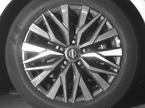 Used 2025 Nissan Altima 2.5 SV image 13