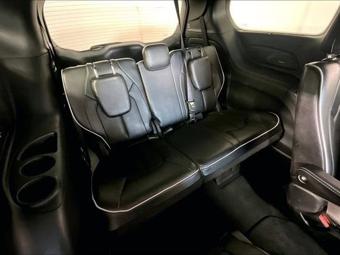 Used 2020 Chrysler Pacifica Limited w/ Advanced Safetytec Group FWD image 28