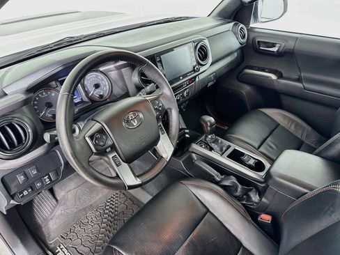 Used 2021 Toyota Tacoma TRD Pro AWD/4WD image 15