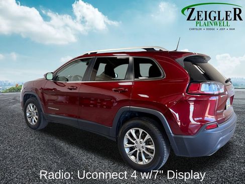Used 2021 Jeep Cherokee Latitude Lux AWD/4WD image 3