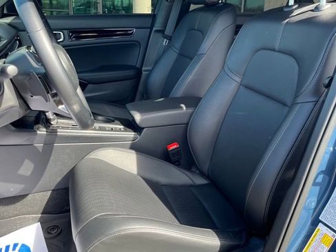 Certified 2025 Honda Civic Sport image 9