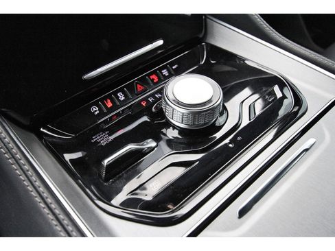 Used 2024 Jeep Wagoneer Series II image 29