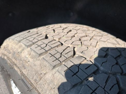 Used 2025 Chevrolet Silverado 1500 LTZ image 24