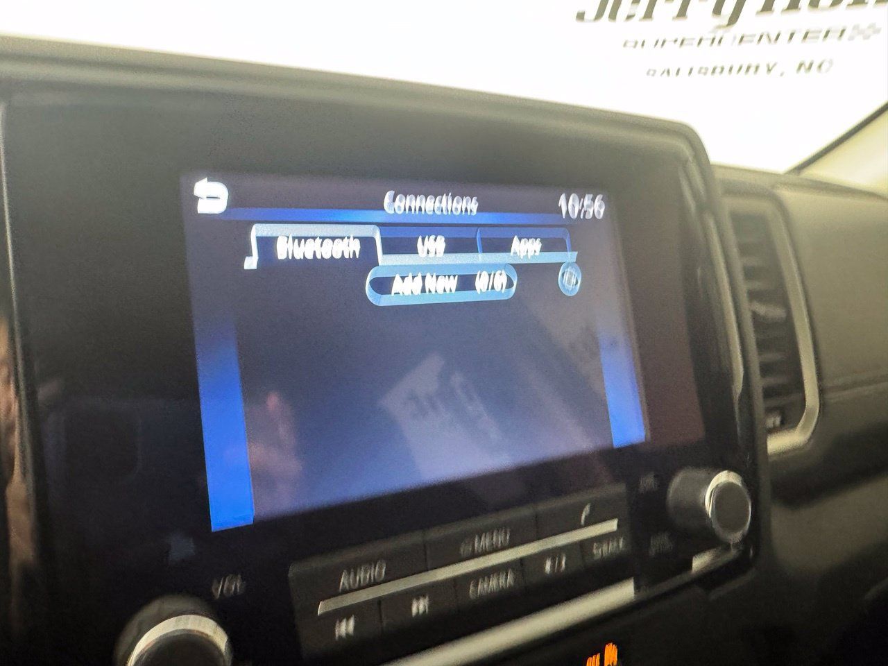 Used 2024 Nissan Frontier SV RWD image 20