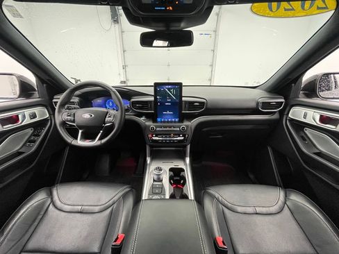 Used 2020 Ford Explorer ST w/ ST Street Pack AWD/4WD image 3