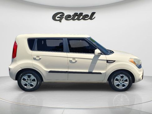 Used 2012 Kia Soul FWD image 4