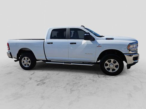 Used 2024 RAM 2500 Big Horn w/ Off Road Package image 9