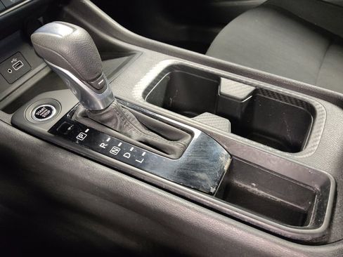 Used 2025 Nissan Sentra S image 26