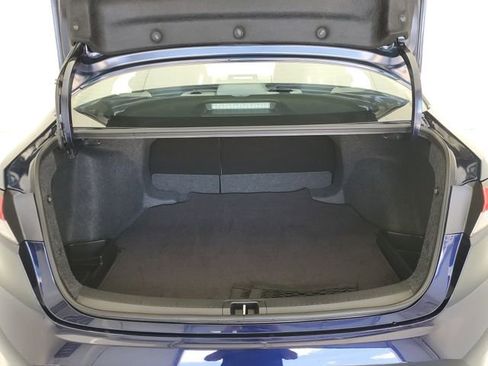 Used 2025 Toyota Corolla LE FWD image 11