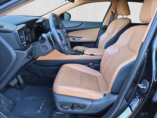 Used 2024 Lexus NX 450h+ AWD w/ Vision Package image 17