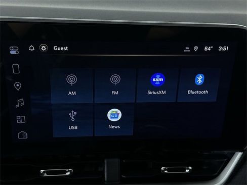 New 2026 Chevrolet Equinox LT w/ Convenience Package II image 13