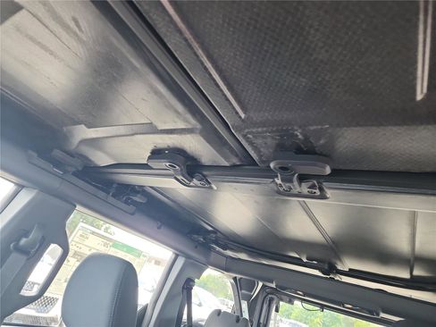 New 2025 Ford Bronco image 15