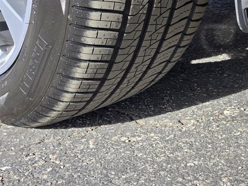 New 2026 BMW X5 xDrive50e w/ Premium Package image 12