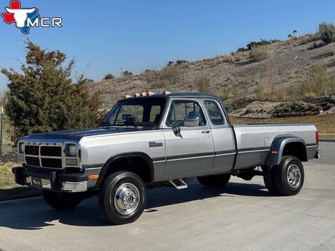 Used 1993 Dodge D/W Truck 350 image 3