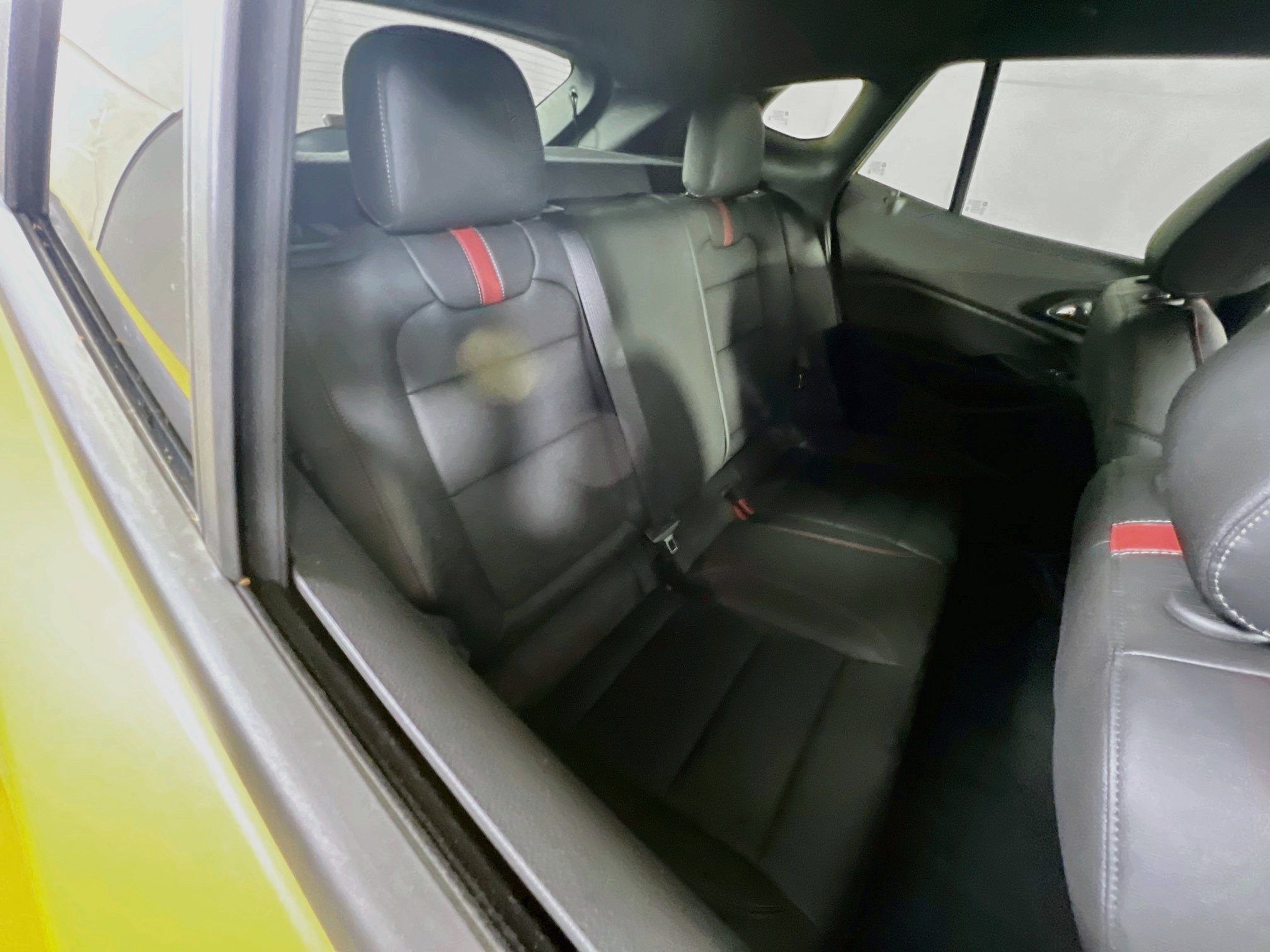 Used 2025 Chevrolet Trax RS FWD image 25