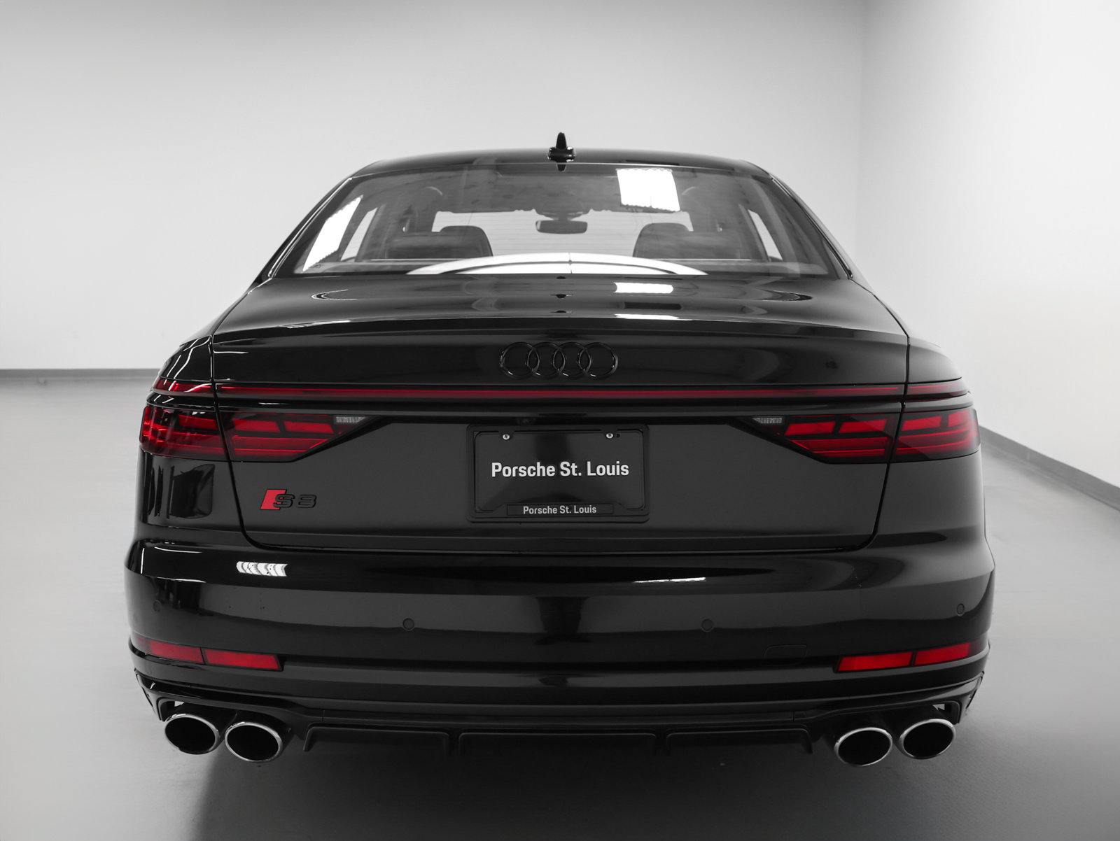 Used 2026 Audi S8 w/ Executive Plus Package AWD/4WD image 11