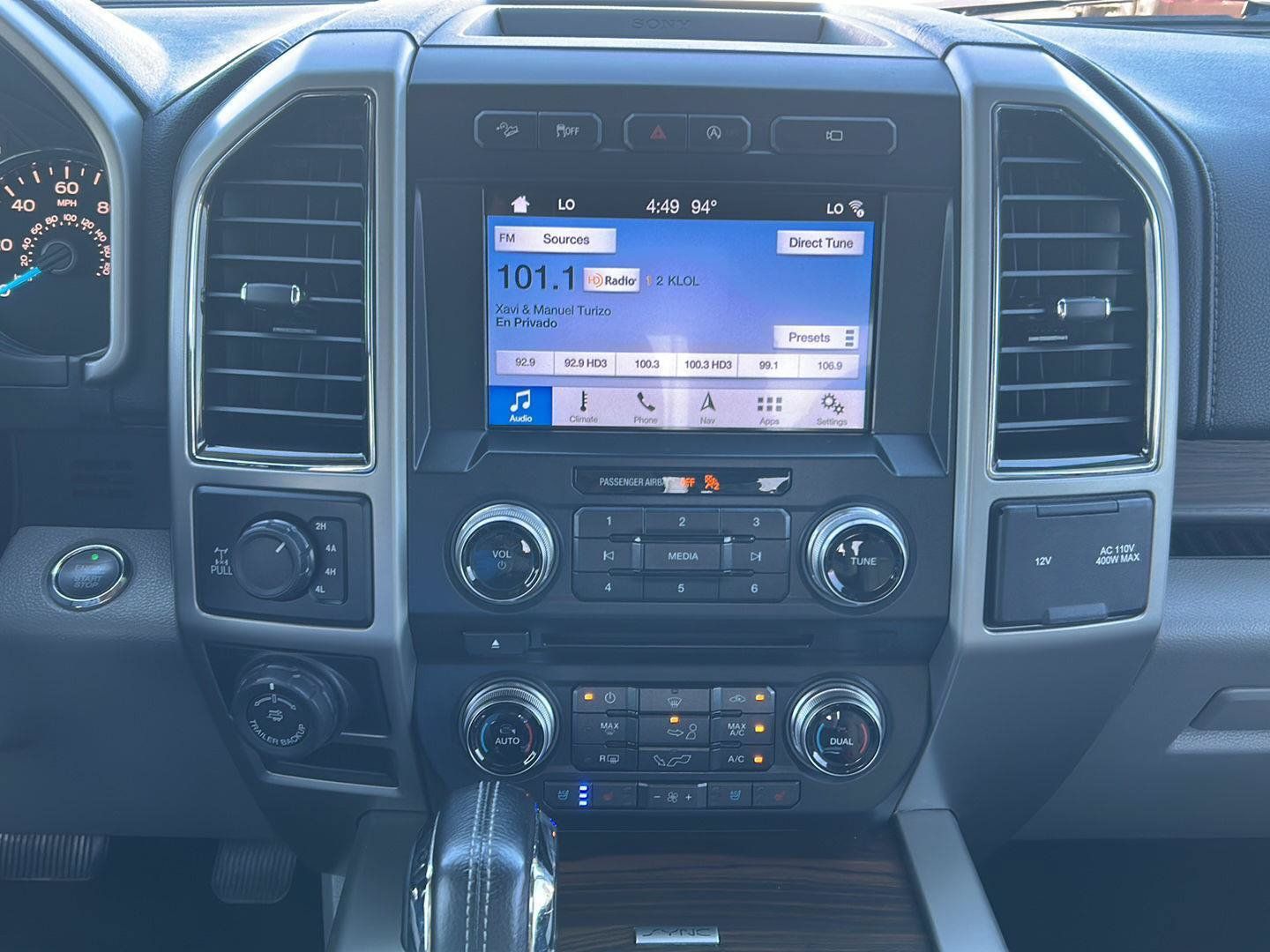 Used 2017 Ford F150 Lariat w/ Equipment Group 502A Luxury AWD/4WD image 13