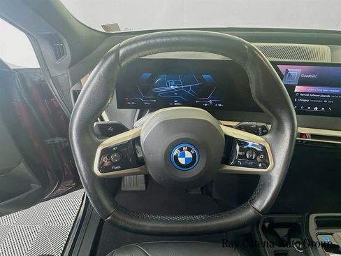 Used 2024 BMW iX xDrive50 w/ Sport Package AWD/4WD image 11