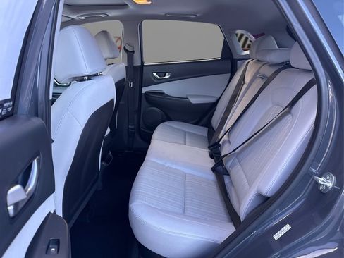 Certified 2023 Hyundai Kona SEL w/ Convenience Package image 10