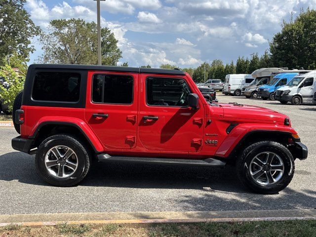 Used 2022 Jeep Wrangler Unlimited Sahara w/ Cold Weather Group AWD/4WD image 2