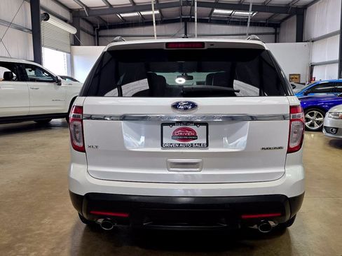 Used 2014 Ford Explorer XLT w/ Equipment Group 202A FWD image 5