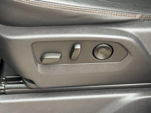 Used 2024 GMC Sierra 2500 AT4 w/ AT4 Premium Plus Package image 31