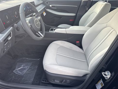 New 2026 Hyundai Sonata SEL image 9