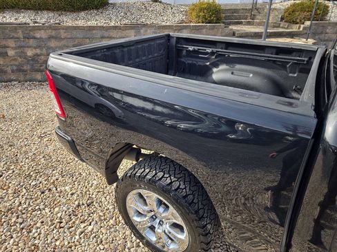 Used 2019 RAM 1500 Big Horn image 23