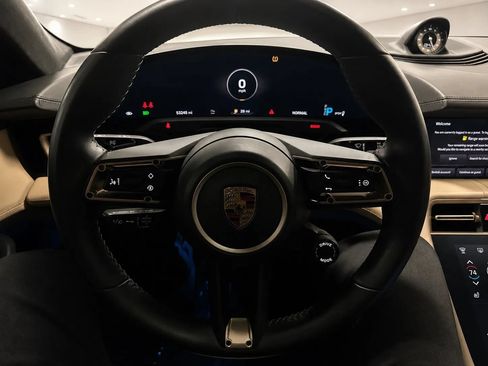 Used 2020 Porsche Taycan Turbo S AWD/4WD image 30