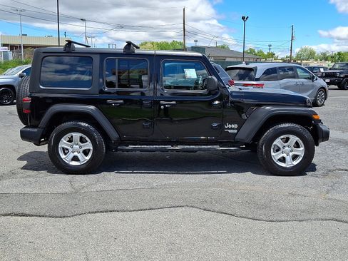 Used 2021 Jeep Wrangler Unlimited Sport AWD/4WD image 7