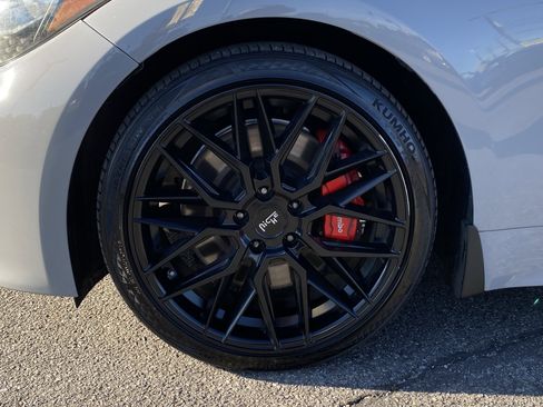 Used 2020 Kia Stinger GT1 image 9