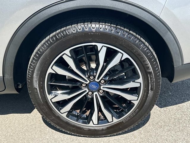 Certified 2022 Ford Escape SE w/ SE Sport Appearance Package FWD image 12