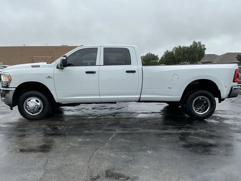 Used 2024 RAM 3500 Tradesman w/ Towing Technology Group image 8