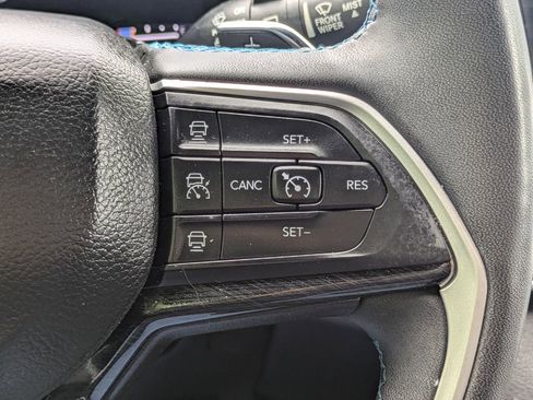 Used 2022 Jeep Grand Cherokee Trailhawk AWD/4WD image 27