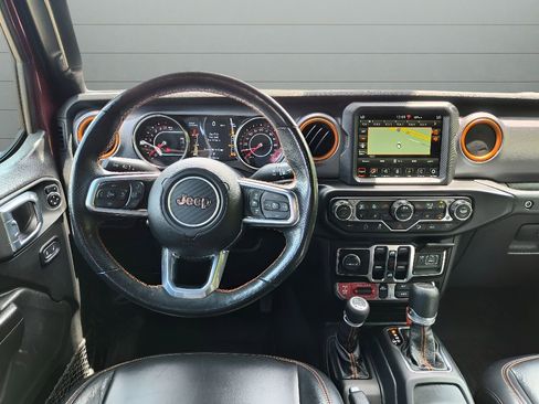 Used 2021 Jeep Gladiator Mojave AWD/4WD image 23
