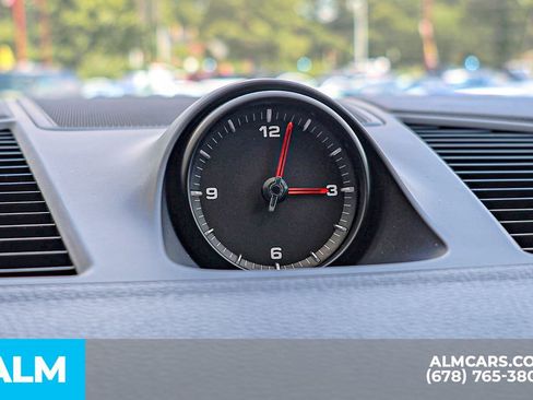 Used 2023 Porsche Cayenne Platinum Edition image 48