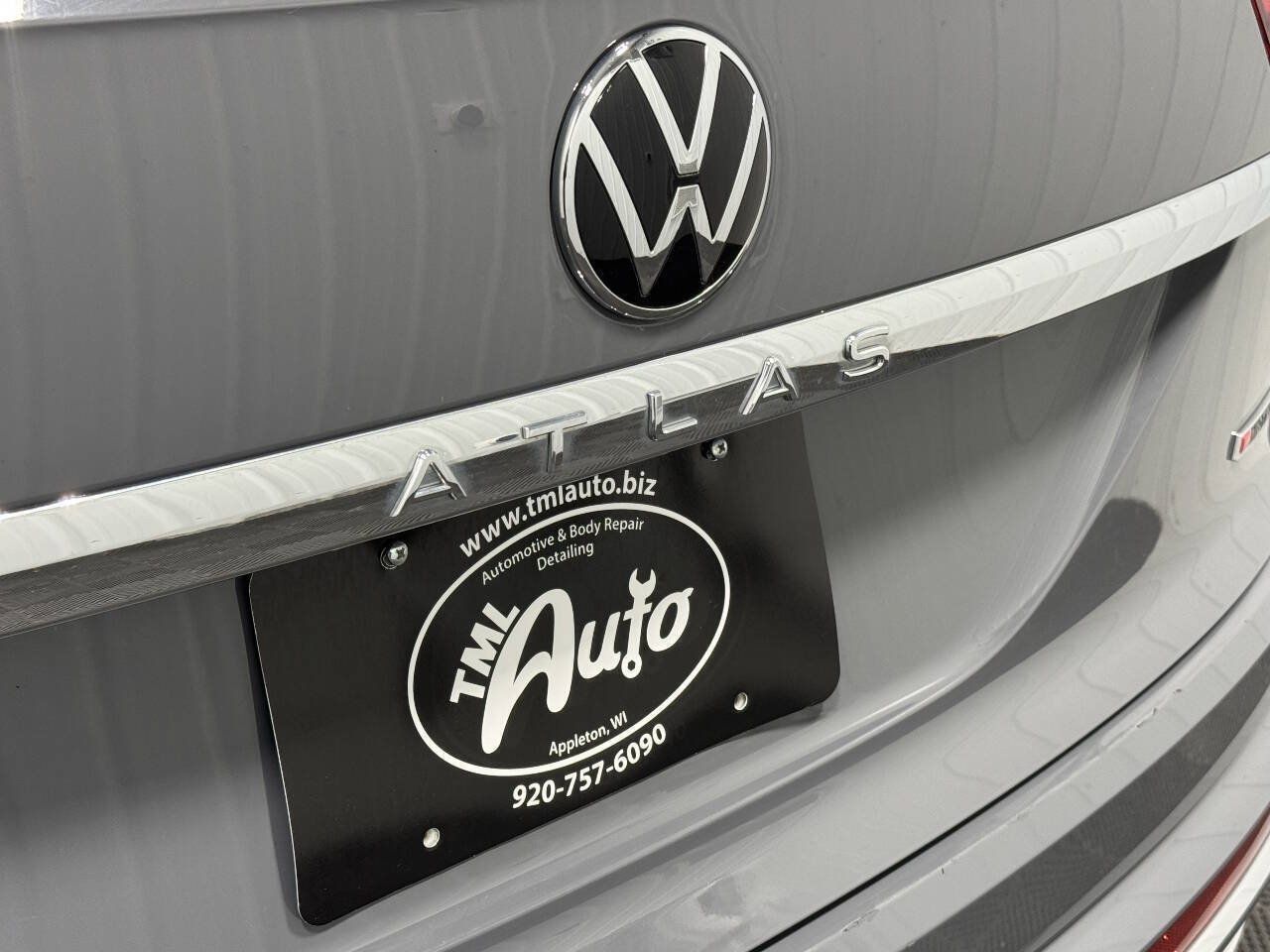 Used 2021 Volkswagen Atlas Cross Sport SEL Premium R-Line w/ Cross Sport MDO Package AWD/4WD image 5