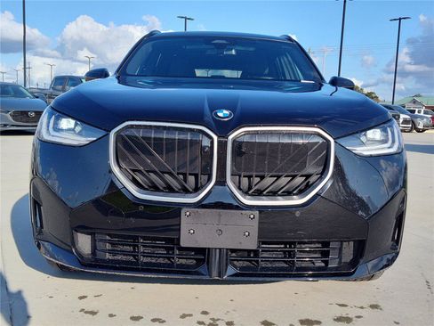 Certified 2025 BMW X3 xDrive30i image 11
