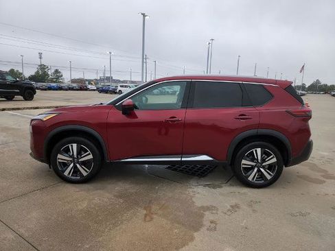 Certified 2023 Nissan Rogue SL w/ SL Premium Package image 8