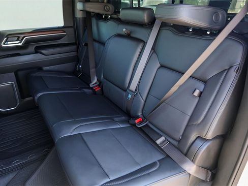 Used 2024 GMC Sierra 2500 Denali w/ Denali Reserve Package image 27