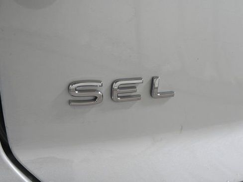 New 2026 Volkswagen Atlas Cross Sport SEL Premium R-Line AWD/4WD image 19