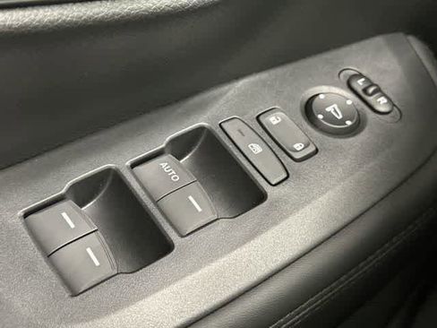 New 2026 Honda HR-V LX image 20
