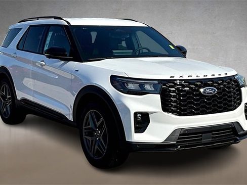 New 2025 Ford Explorer ST-Line w/ Premium Package image 2