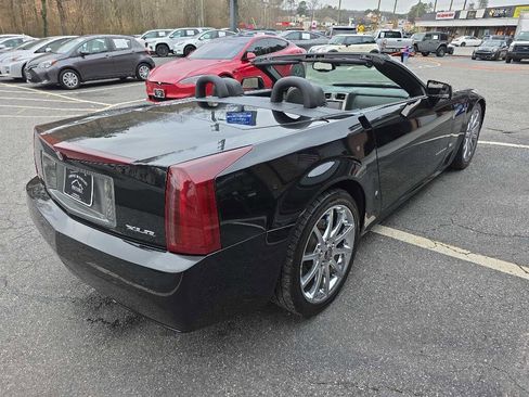 Used 2008 Cadillac XLR V image 11