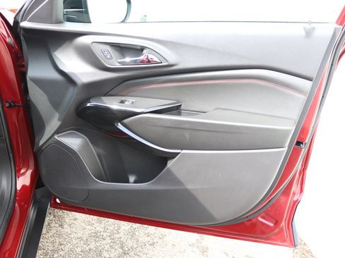 Used 2025 Chevrolet Trax RS w/ Driver Confidence Package FWD image 13