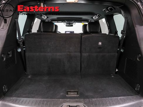 Used 2023 Nissan Armada SL w/ Midnight Edition Package image 17