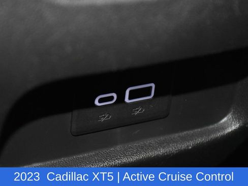 Used 2023 Cadillac XT5 Premium Luxury image 28