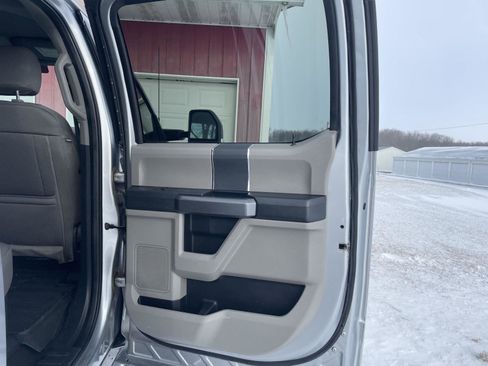 Used 2022 Ford F350 XLT w/ XLT Value Package image 22